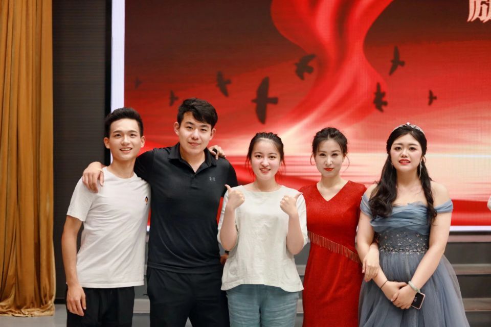 范虹宇：“宇”见奋斗青春，“虹”扬韶华风采