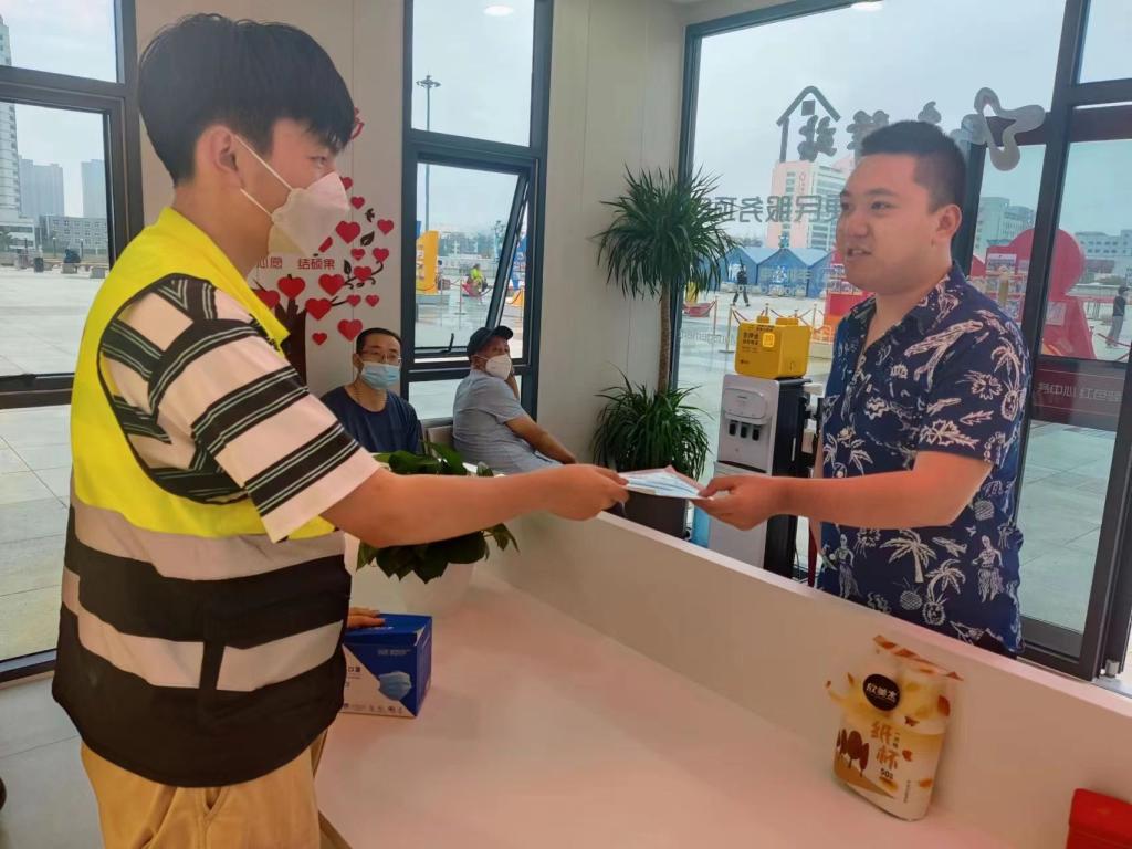 校团委在2022年度湖北省大学生“返家乡”社会实践活动中获通报表扬